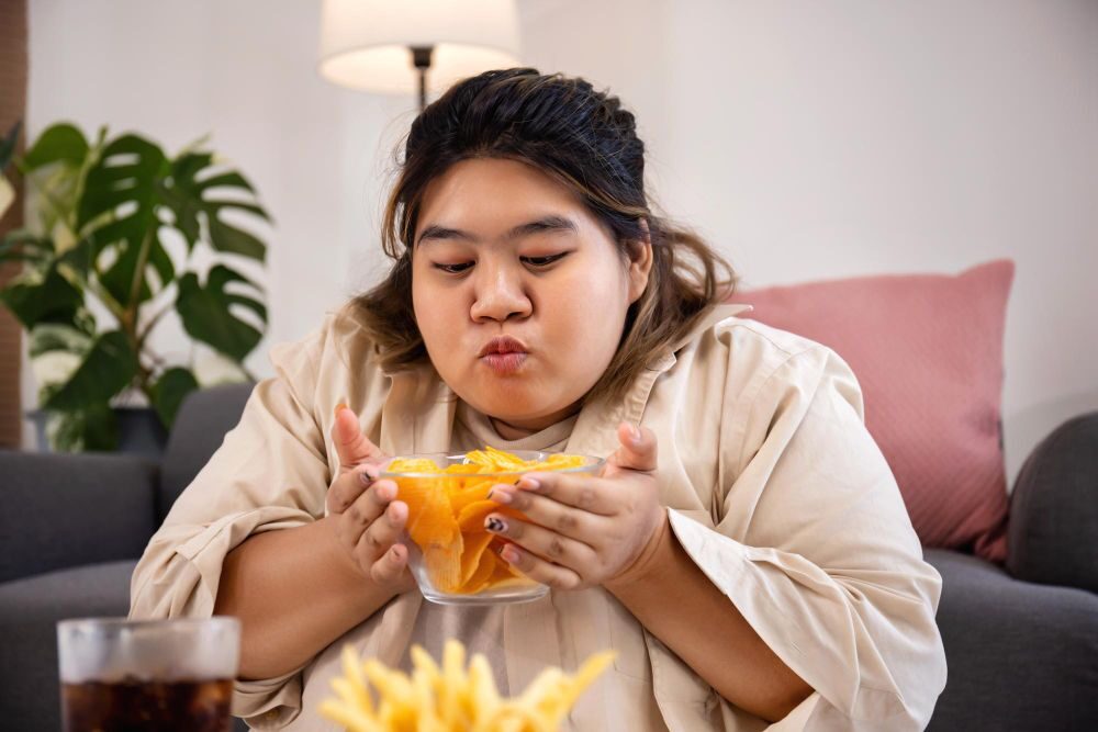 Image of Hati-hati! Ini Perbedaan Lapar dan Binge Eating